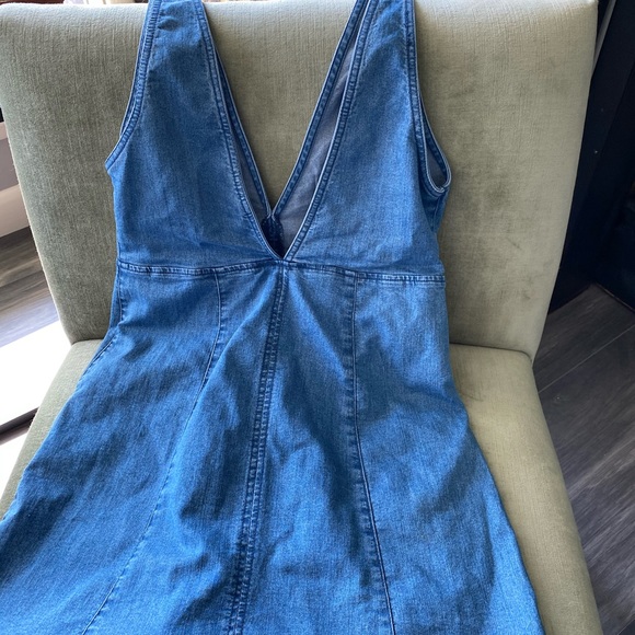H&M mid length jean overall dress!!! - Picture 2 of 4